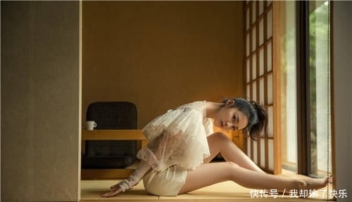 『女人』李沁这双腿像是“假”的,P都P不了这么完美,女人看了都羡慕嫉妒