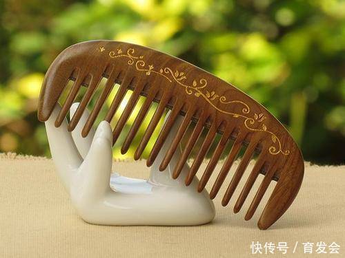  用护发素■烫发后头发打结怎么办？先别剪掉，我有办法！