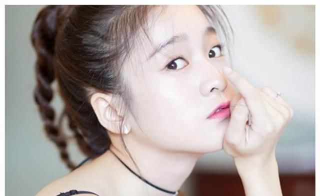 实至名归@5位“零整容”女星，关晓彤热巴上榜，赵丽颖可爱，而她实至名归