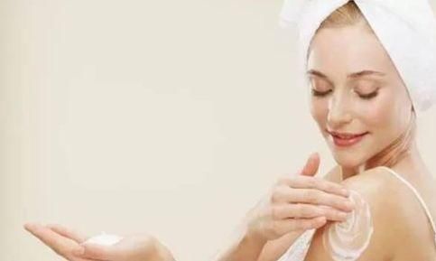 杨幂玉足保养秘诀，全都总结在这里了