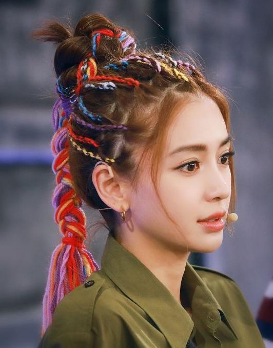 辫子是村姑专属？最全迪丽热巴Baby宣仪郑爽杨幂高级辫子盘点