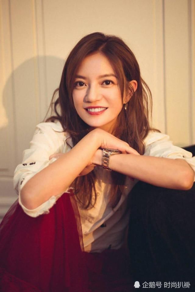 陈乔恩到底胖了多少?穿赵薇同款纱裙,39岁的她让人认不出