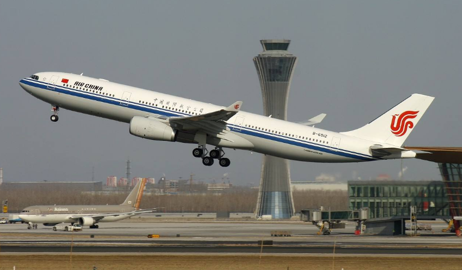 为啥飞机从北京去欧洲，要在北京上空绕飞一圈？看完恍然大悟