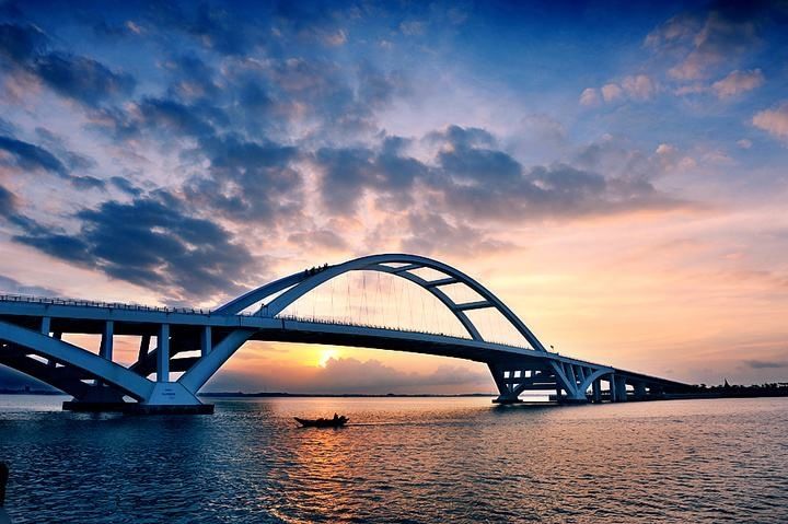 争议最大两座旅游城市：景色优美外国人都常来，就是物价比较高