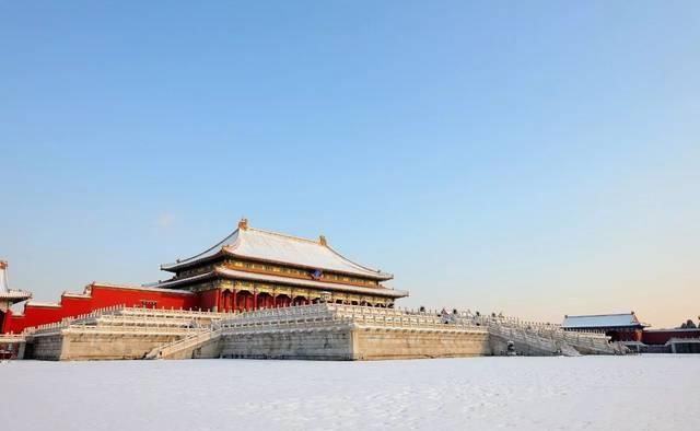 这个冬天带你赏玩梦幻美景，体味不一样的雪地撒欢方式！