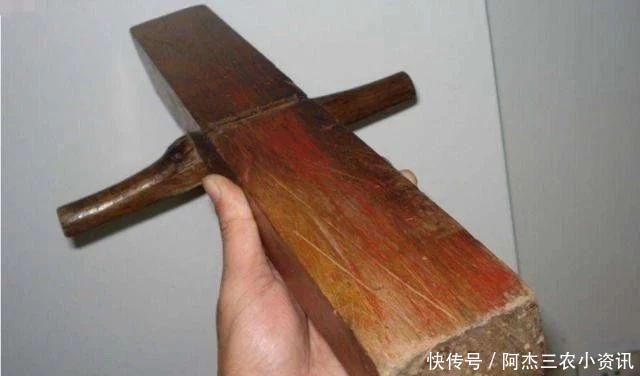  树木：农村这种树很常见，价值不输紫檀木，很多人却把它当柴烧