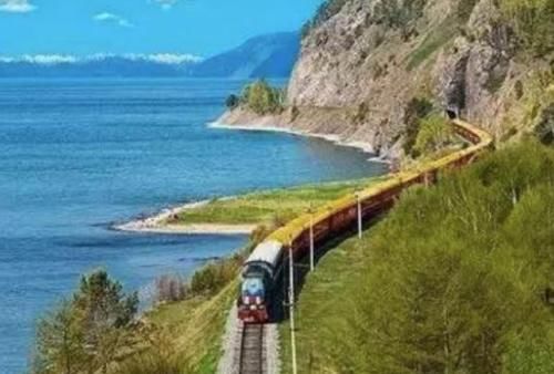  【直达】中国“舒坦”的一列火车，夕发朝至一站直达，堪比移动