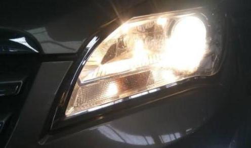 晚上跑高速都用什么灯？老司机：十个人九个错，别拿生命开玩笑！