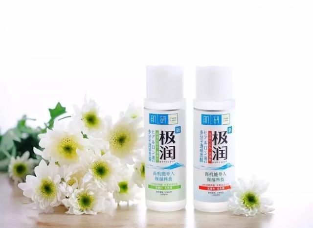 护肤扫盲｜爽肤水、柔肤水、收敛水、精华水，你选对了吗？