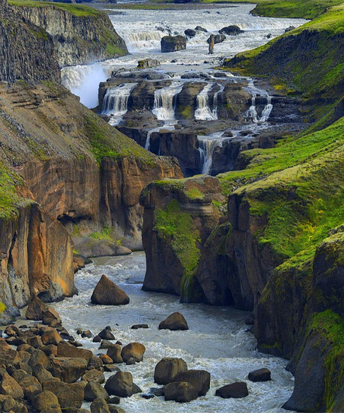 欧洲最小的国家,美女多如牛毛,每人收入超40万