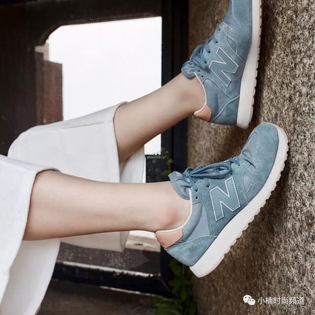 从你的衣柜出发，今夏就为自己挑选粉彩色系休闲鞋