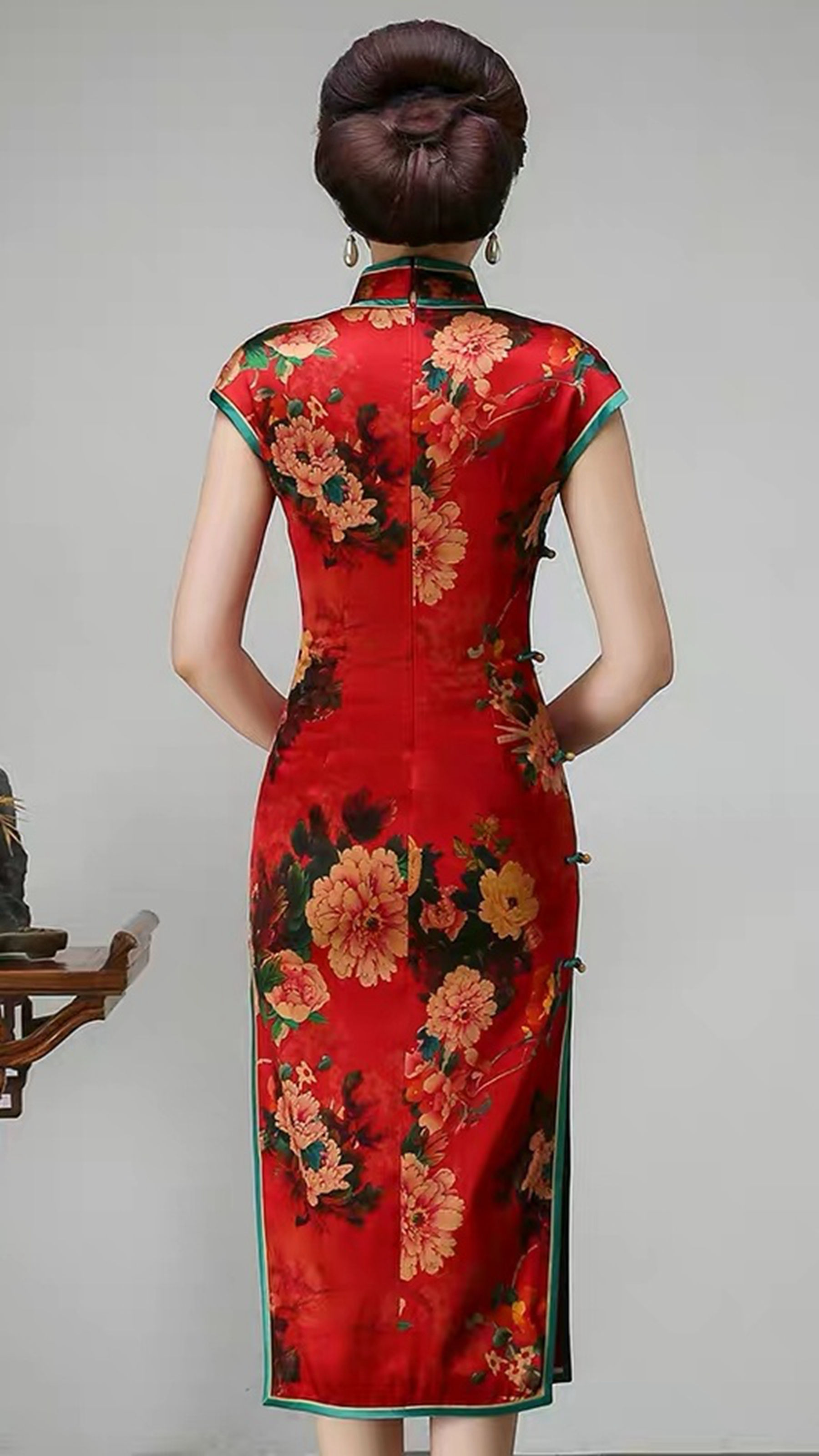 精工酒红色牡丹中长款连肩袖旗袍，真丝大码旗袍裙，酒会宴会礼服