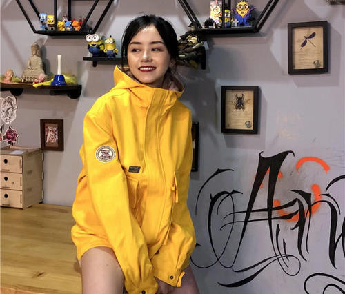 出门想slay全场就这样穿外套，走路都能赚足眼球，吸睛必备款