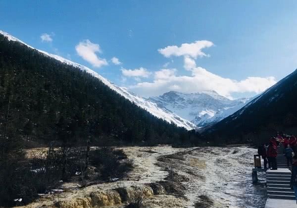 钙华局部退化，黄龙变“黑龙”？黄龙景区“变黑”原因已找到