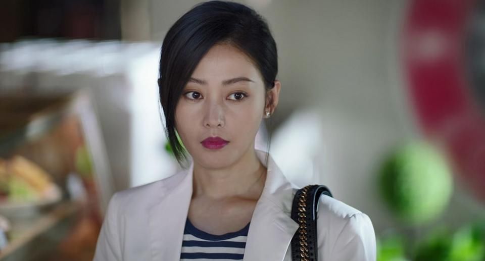 太子妃张天爱带着新发色杀回来了?