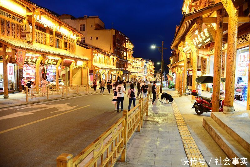 四川甘孜红军长征走过的地方磨西镇