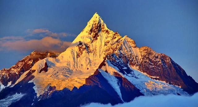 青藏线难，川藏线美，一入西藏误终身