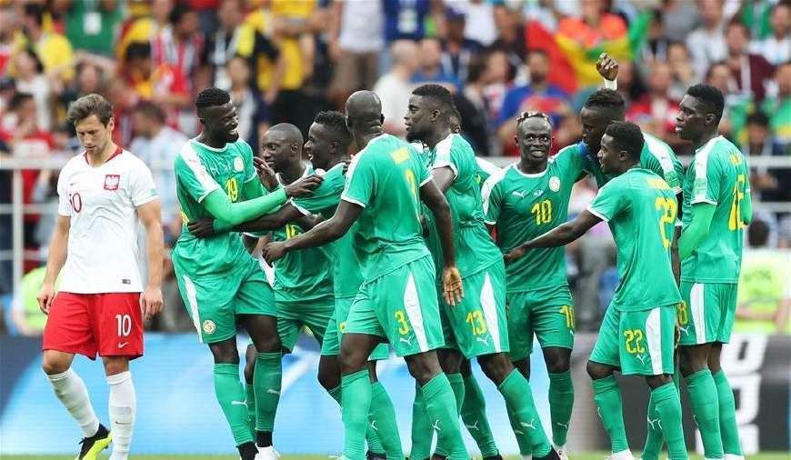 总统观战,全国放假,塞内加尔完胜波兰拿到世界