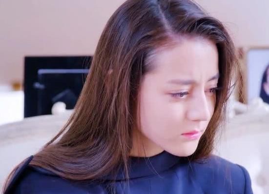 当她们遇上芭比粉口红，赵丽颖、Baby统统输了，只有她赢了