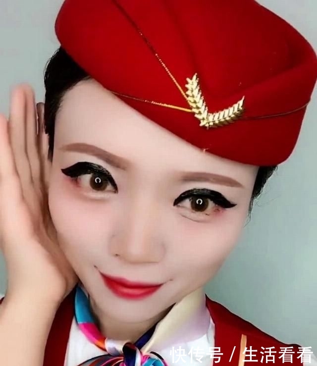 #空姐#空姐画眼线被男朋友吐槽“画得太粗”,睁眼之后网友:没毛病