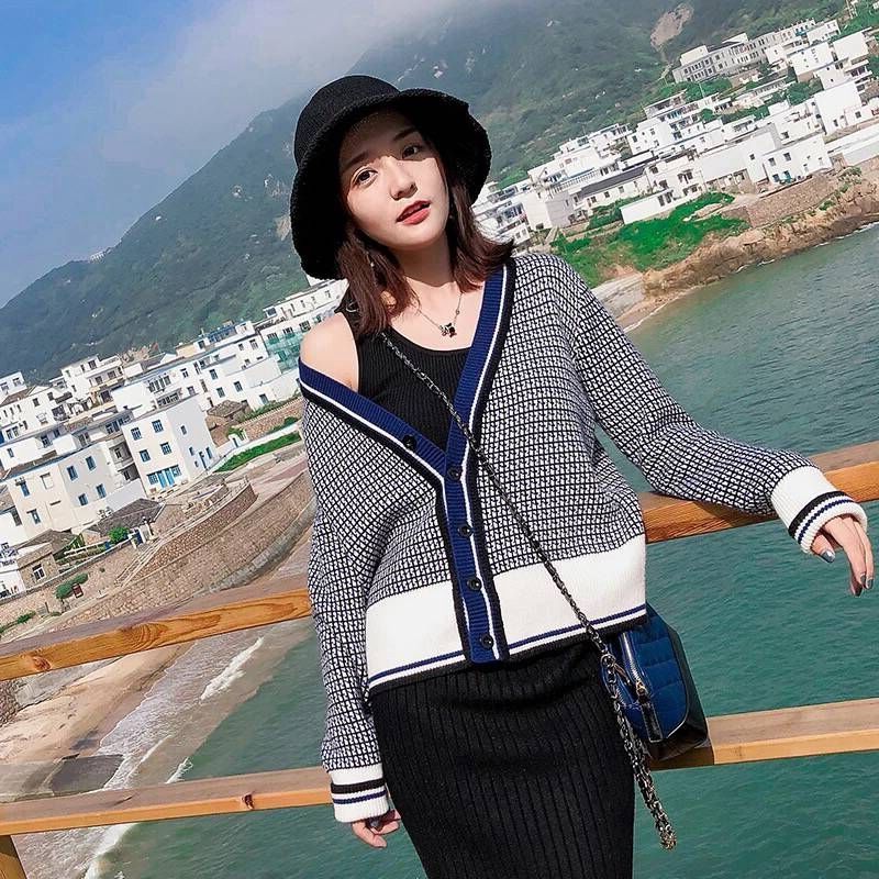 被秋天的老婆惊艳到了!身着衬衫衫，不减肥都显瘦，美出新高度