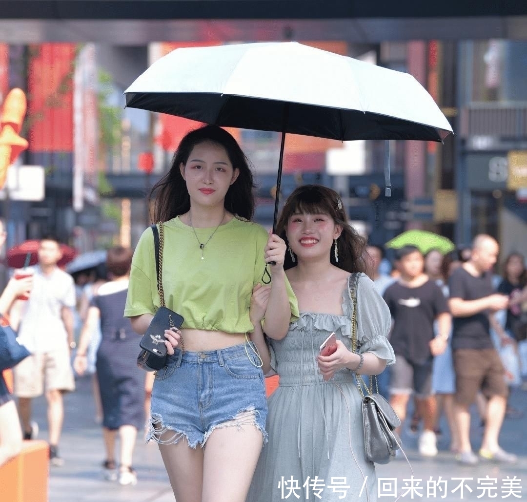  [增加了女]微胖身材也要穿出时髦感，单品选择更要有技巧，时尚造型凹起来！