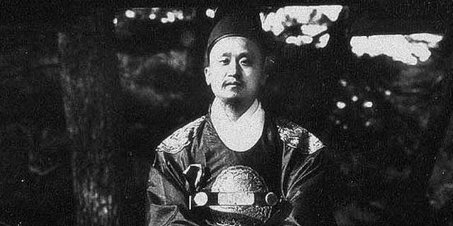  「民国政府」中国独一无二的城市，同一时期竟作为两个国家的首