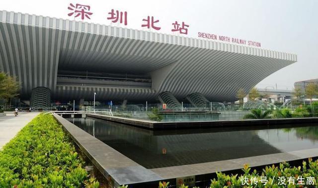  客运量：中国四大一线城市高铁站，广州客运量最繁忙，深圳占地