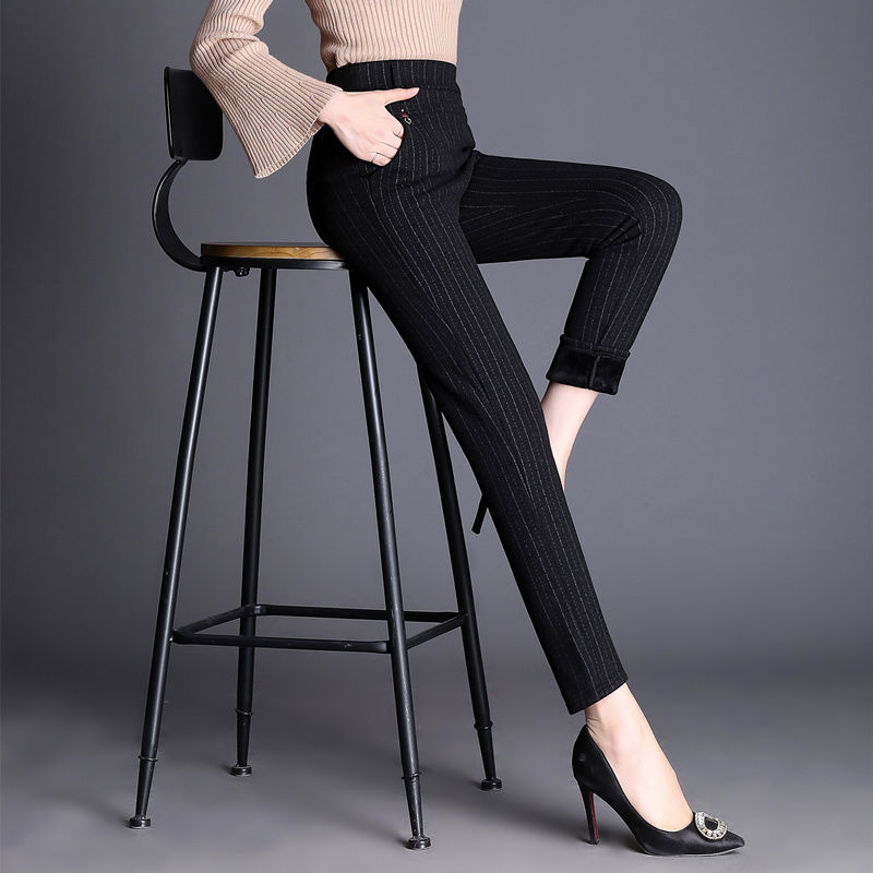 把裙子全扔了吧，打底裤这么搭配，惊艳的不得了