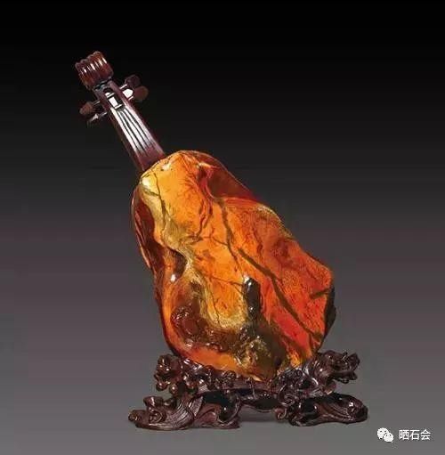 小县城发现的石头,捡来就能卖钱,成为当地人的聚宝盆