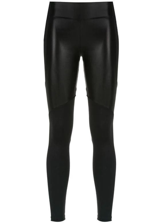 买来只穿过两次的运动服，还能这么搭？