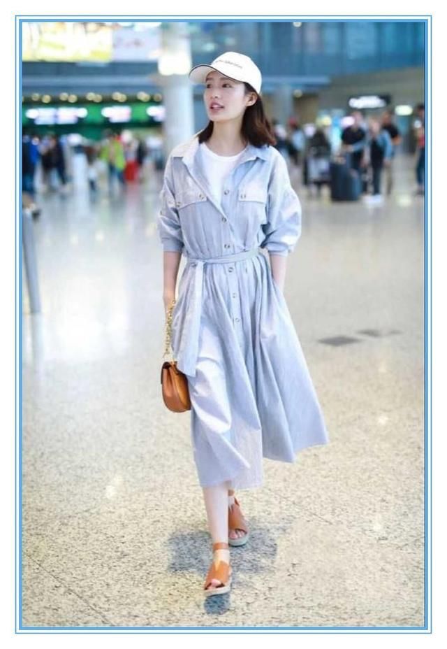 逆生长只服张钧宁!35岁穿条纹衬衫裙比李沁还嫩，没男友不应该啊