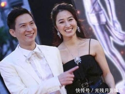 张家辉:张家辉:这辈子最大的收获,就是自己的老婆关咏荷