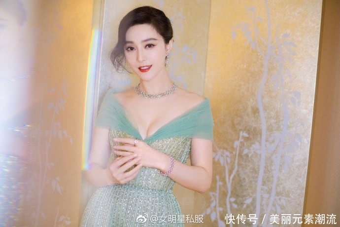 范冰冰不过是梳了个中分发型，就显老10岁不止，妆容更是无法直视