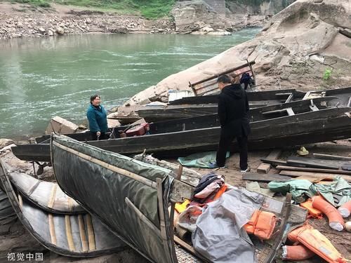  渔船：“最后的长江渔民”亲手拆了自家渔船