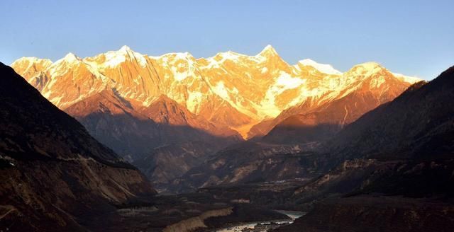 中国最美十大雪山，你都知道哪些？