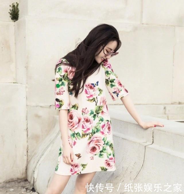 迪丽热巴这身材绝了! 碎花裙穿出风情万种, 连杨幂都要甘拜下风了