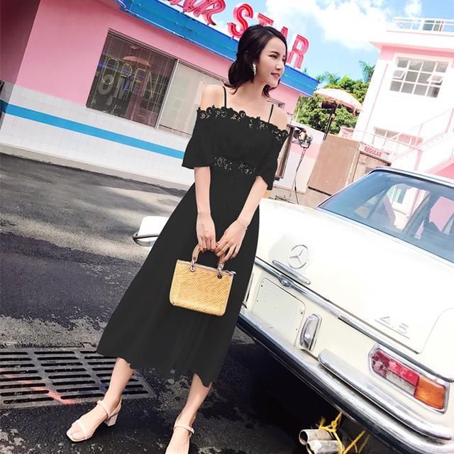 吊带连衣裙，被女神敬而远之，其实不然，她更能体现女人的魅力！