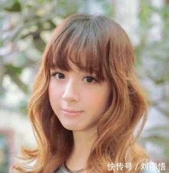 「个性」2020最火的头发颜色,长卷发绝对是最火的,有个性更洋气!
