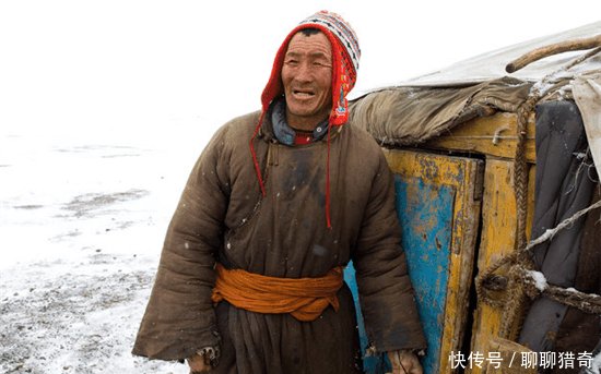 外蒙古与内蒙古牧民冬季生活的对比, 差距太大