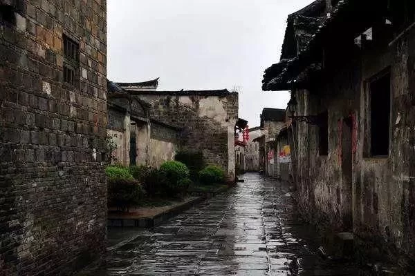 旅游必去的20个古镇,想去静静地待几天【2020热门旅游景点】