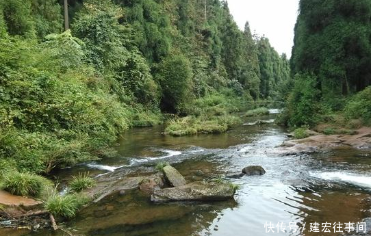 四川省一县级市，23年前“撤县设市”，名字难认好写，名气却很