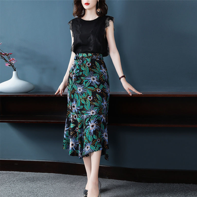 7月刚上线的怦然心动美衣，适合60后女人穿，美到让人挪不开眼