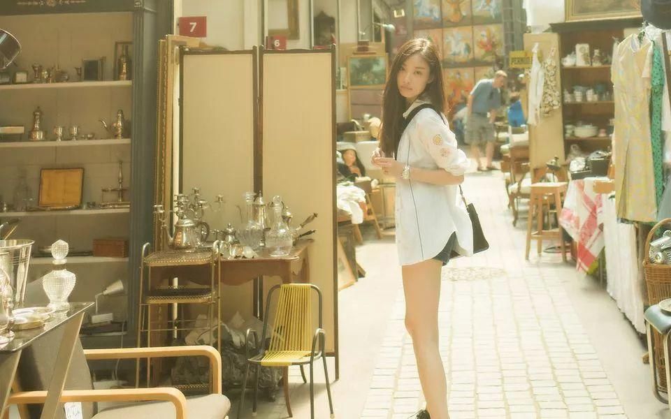 各路明星短裤秀长腿,鞠婧祎的最美,杨幂的最细,迪丽热巴的最闪