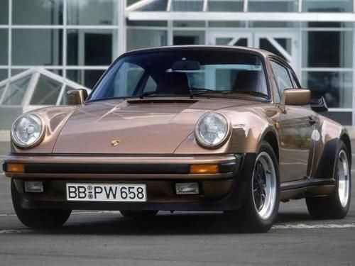 『叫板』保时捷911有什么勇气叫板超跑看完Turbo的发展历史就懂了