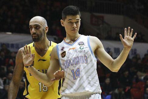 3场合砍2分!李楠爱将持续低迷 新疆男篮没有他