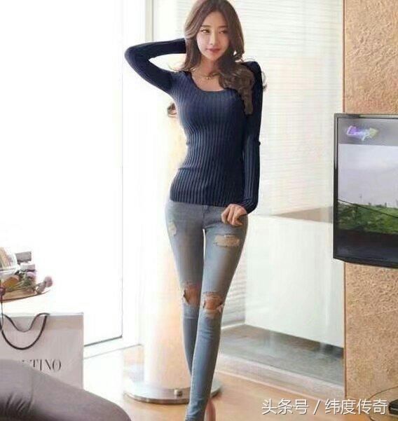 时尚穿搭牛仔裤穿搭出优雅时尚，像阳光一样明媚