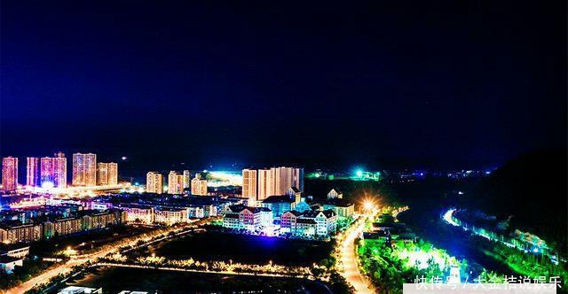 四川第二小市，比内江还小，相当于0.4个泸州，能并肩成都 重庆