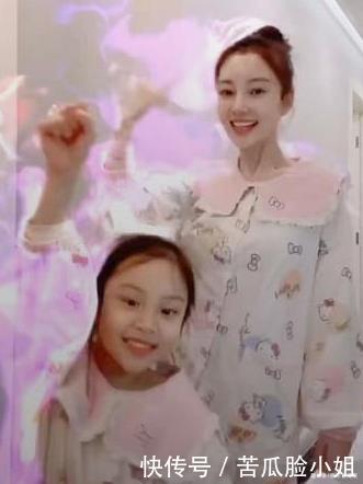 『甜馨』李小璐生活很开心，在家带甜馨，努力做网红
