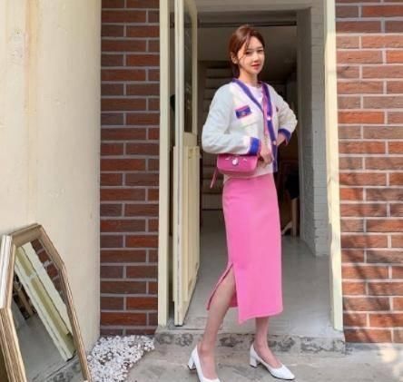 『搭配』女孩都爱的9款小裙子,可辣可甜可轻熟,初春那么穿复购极高